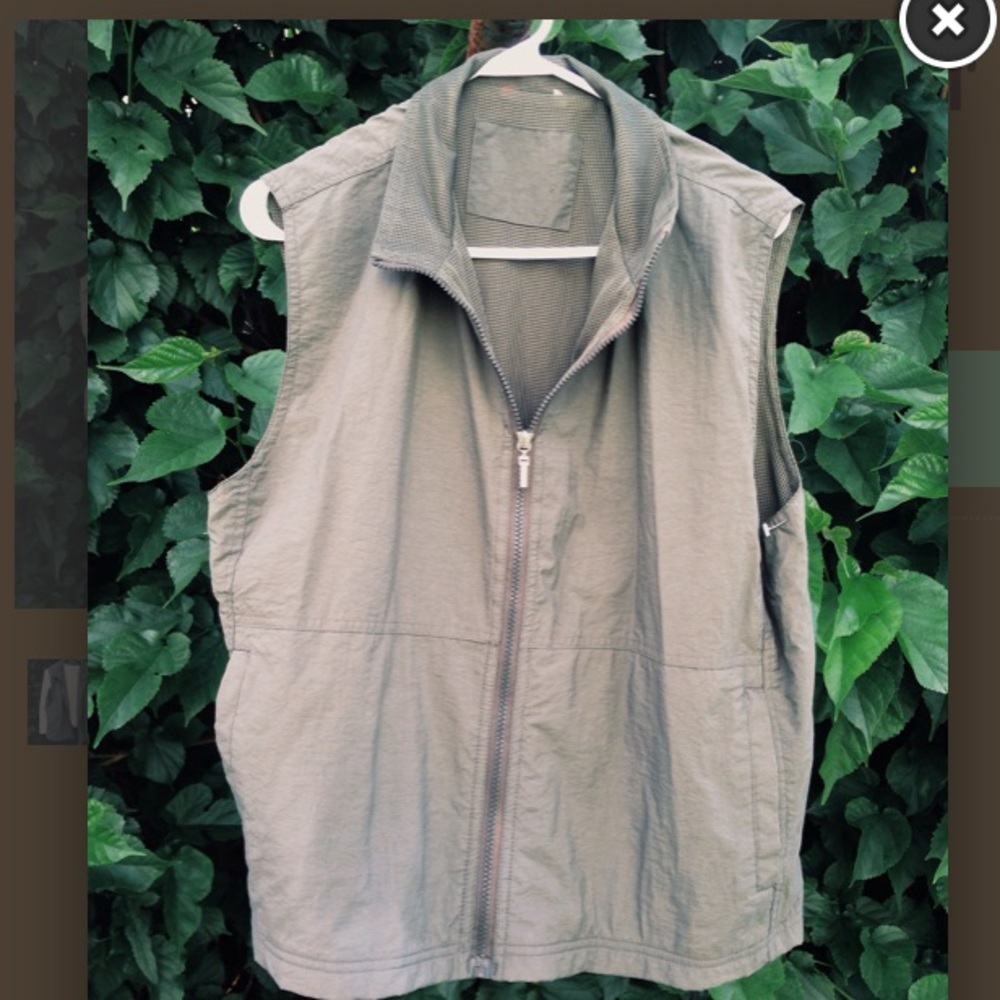 Windbreaker vest